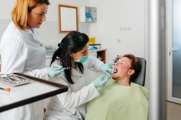 Best Emergency Dentist for Knocked-Out Tooth in Van Horn, TX